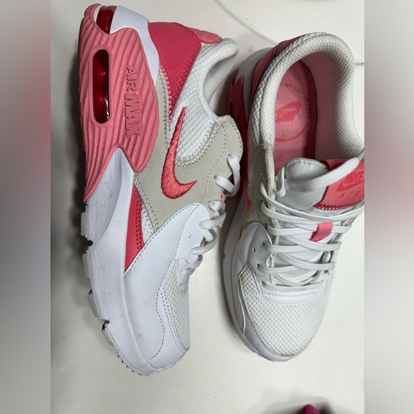 Nike Shoes - Nike air max size 8.5